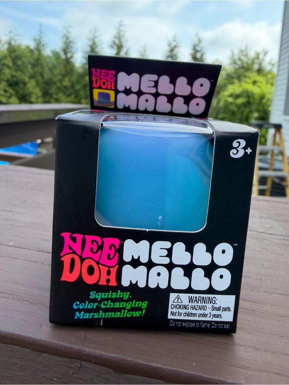NeeDoh Mello Mallo Color-Changing Squishy